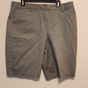 Lands End Olive Green Size 14 Shorts Mid Rise